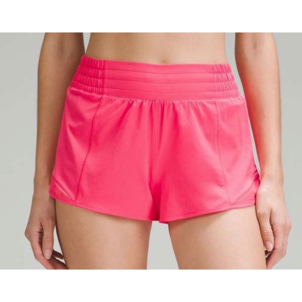 LULULEMON Hotty Hot Shorts LIP GLOSS PINK LIPGLOSS High Rise Lined 2.5" sz 6